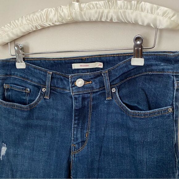 Levi Jeans Distressed Ripped Cuffed 711 Skinny Blue Denim Casual Neutral Trendy - Picture 2 of 8